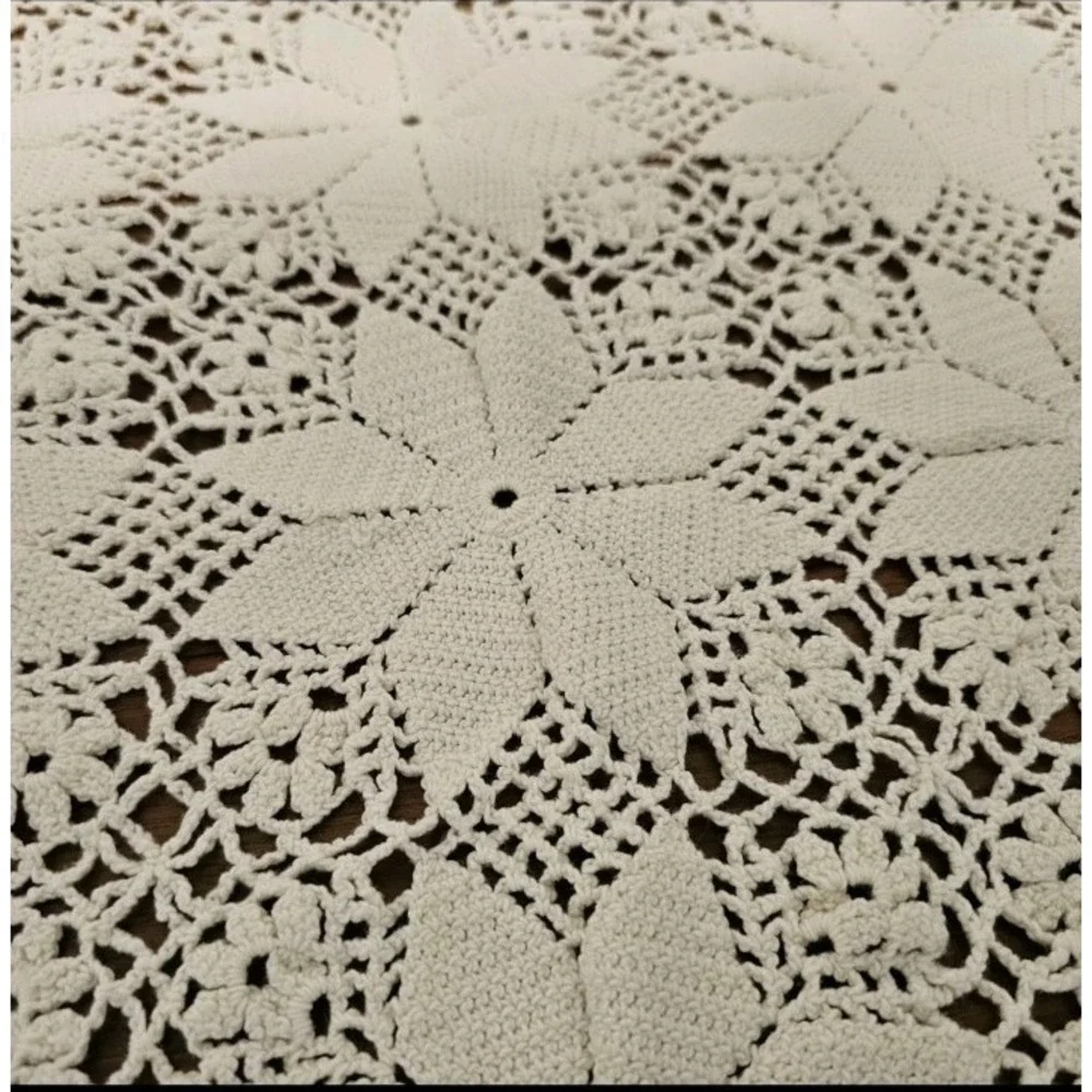 Vintage Cotton Lace Tablecloth Off White Ivory Handmade 69